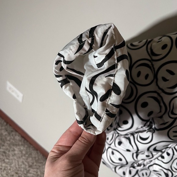 Rue21 Black & White Smiley Face Bubble Puffer Jacket - Picture 8 of 8